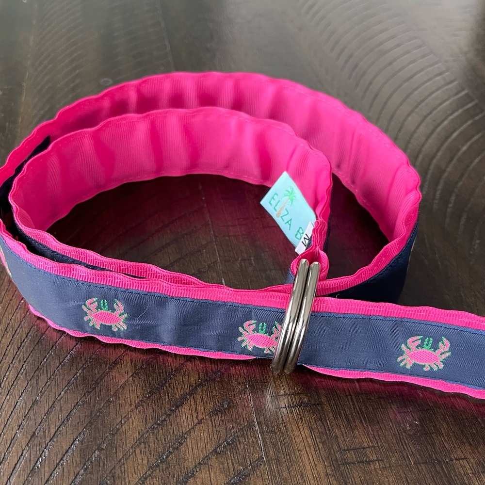 Eliza B Coastal Preppy Casual Crab Belt
Medium